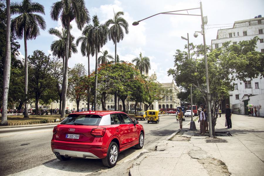  Audi Q2 TFSI Sport 2016 года  (WW) (фото 8 из 15)